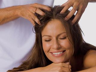 от чего болят волосы на голове у корней