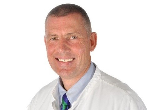 У меня повышается давление и болит голова