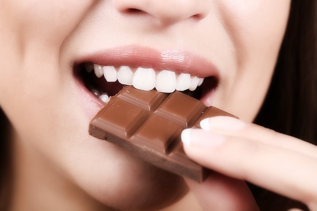 Почему болит левый висок головы и глаз что