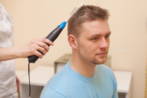 Болит кожа головы выпадают волосы лечение