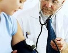 Давление скачет и все время болит голова