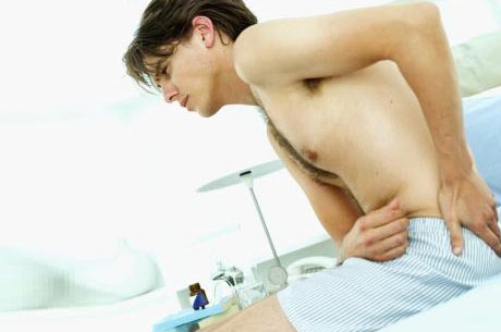 Ноющая боль в левом боку Ноющая боль в левом боку